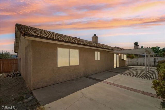 2320 W Sunrise Drive, Rialto, CA 92377