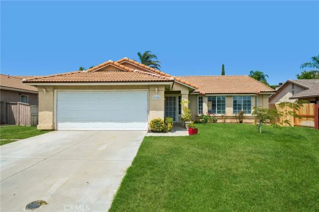 2320 W Sunrise Drive, Rialto, CA 92377