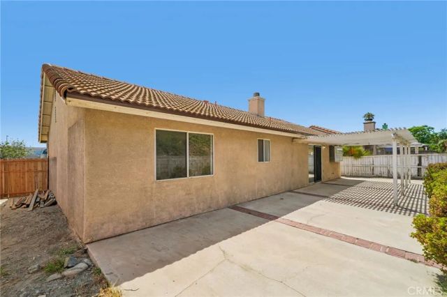 2320 W Sunrise Drive, Rialto, CA 92377