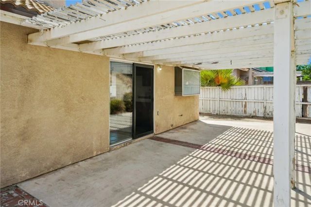 2320 W Sunrise Drive, Rialto, CA 92377