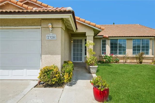 2320 W Sunrise Drive, Rialto, CA 92377