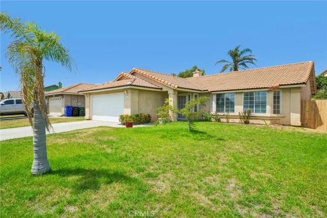2320 W Sunrise Drive, Rialto, CA 92377