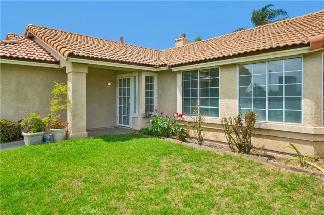 2320 W Sunrise Drive, Rialto, CA 92377