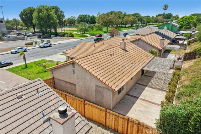 2320 W Sunrise Drive, Rialto, CA 92377
