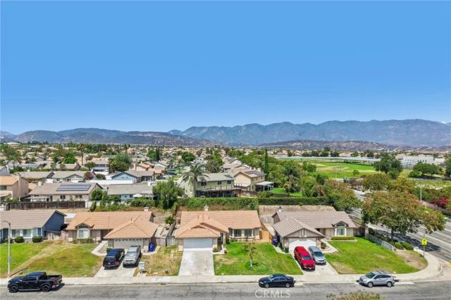 2320 W Sunrise Drive, Rialto, CA 92377