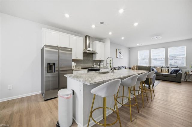 405 Asuza ST, Chesapeake, VA 23323