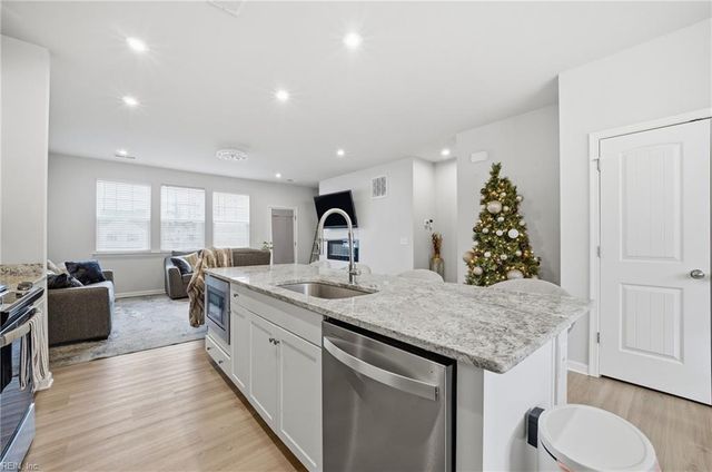 405 Asuza ST, Chesapeake, VA 23323