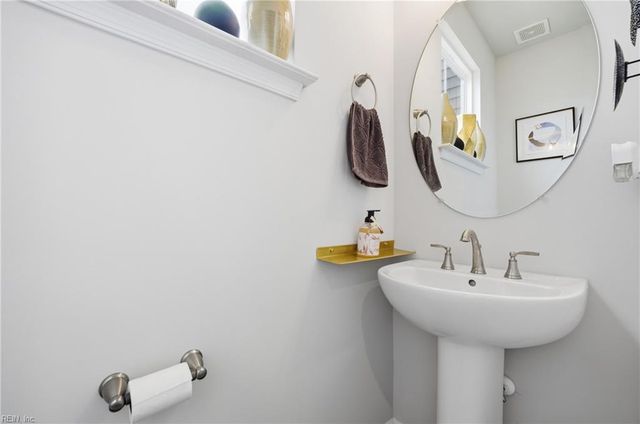 405 Asuza ST, Chesapeake, VA 23323