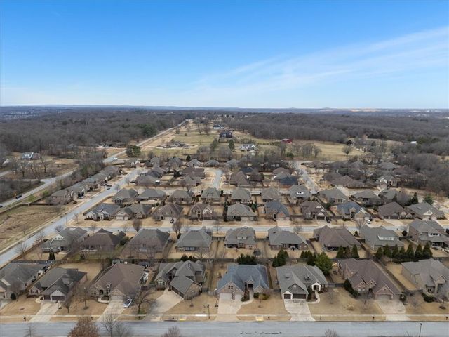 3693 N Dupont Avenue, Fayetteville, AR 72704