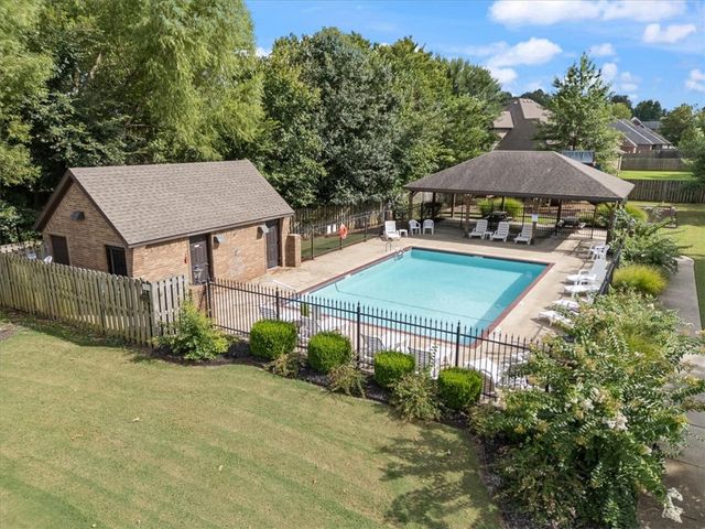 3693 N Dupont Avenue, Fayetteville, AR 72704
