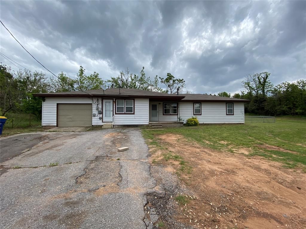 2764 S Choctaw Road, Choctaw, OK 73020