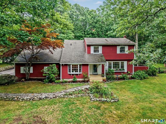 12 Stonehedge Road, Norwalk, CT 06851