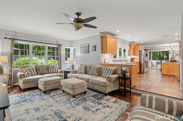 12 Stonehedge Road, Norwalk, CT 06851