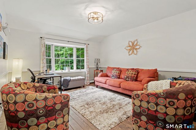 12 Stonehedge Road, Norwalk, CT 06851