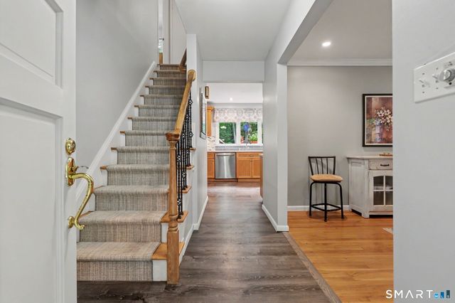 12 Stonehedge Road, Norwalk, CT 06851