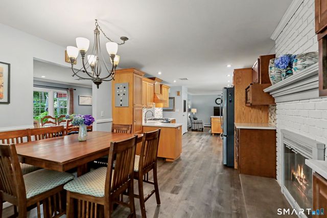 12 Stonehedge Road, Norwalk, CT 06851