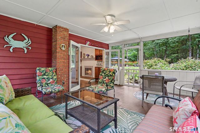 12 Stonehedge Road, Norwalk, CT 06851