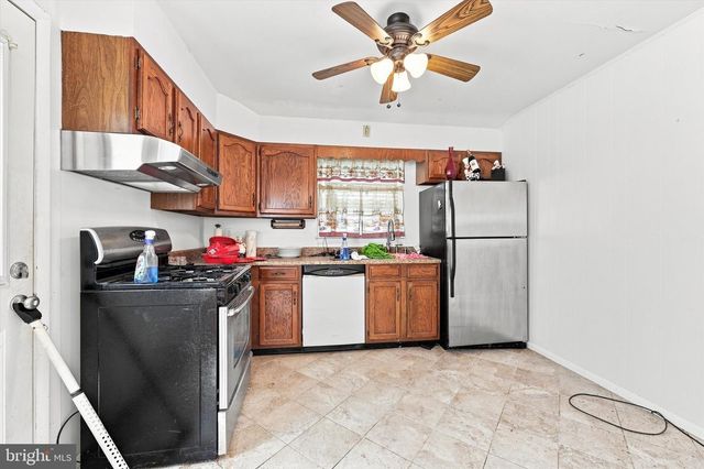 230 MARLBOROUGH AVE, Mount Ephraim, NJ 08059