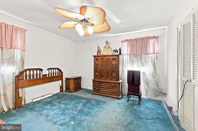 230 MARLBOROUGH AVE, Mount Ephraim, NJ 08059