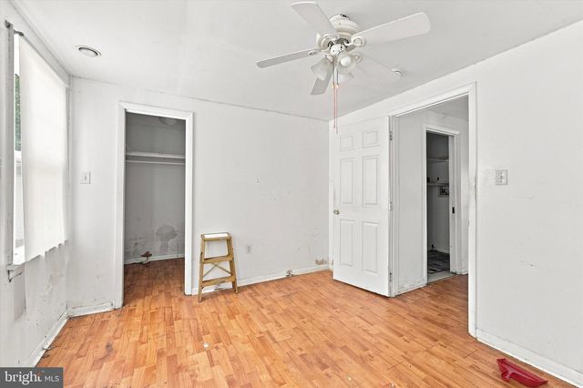 230 MARLBOROUGH AVE, Mount Ephraim, NJ 08059