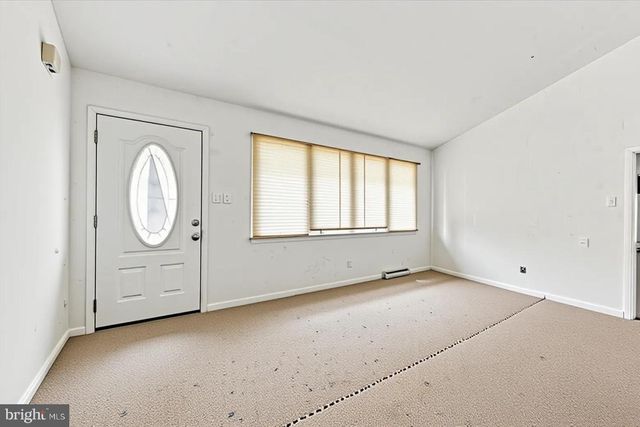 230 MARLBOROUGH AVE, Mount Ephraim, NJ 08059