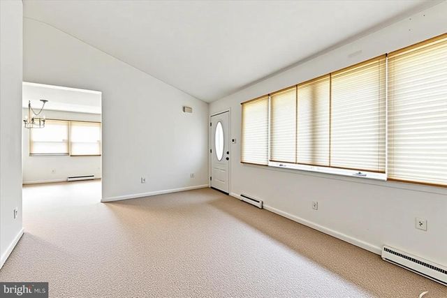 230 MARLBOROUGH AVE, Mount Ephraim, NJ 08059