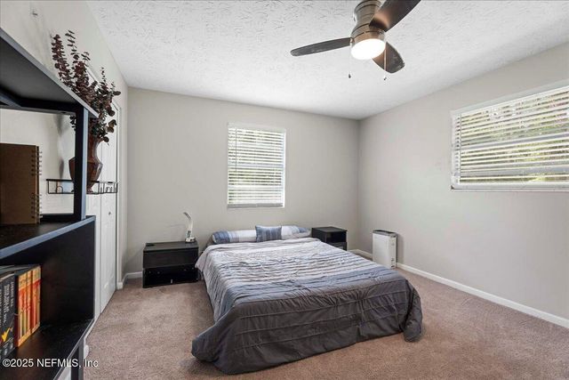 10964 BACALL Road W, Jacksonville, FL 32218