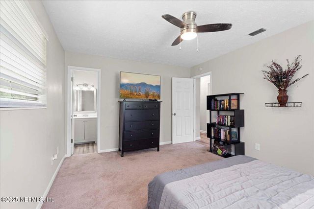 10964 BACALL Road W, Jacksonville, FL 32218