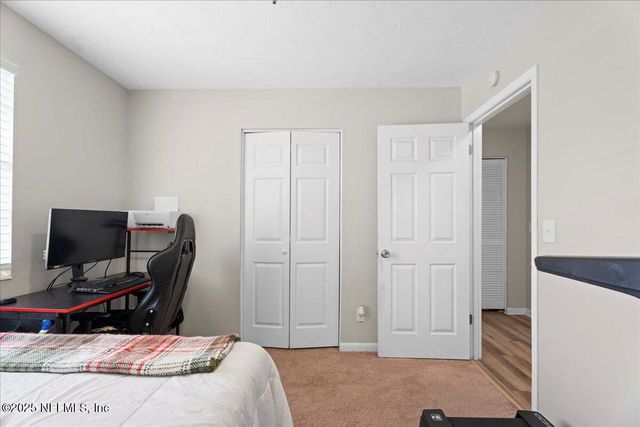 10964 BACALL Road W, Jacksonville, FL 32218