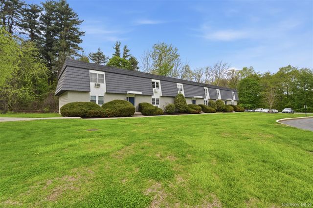 19 White Gate Road D, Wappingers Falls, NY 12590