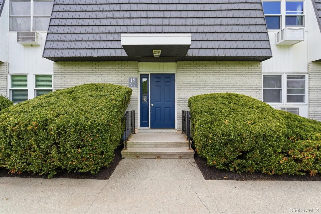 19 White Gate Road D, Wappingers Falls, NY 12590