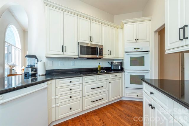 11 High Meadow Drive, Weaverville, NC 28787