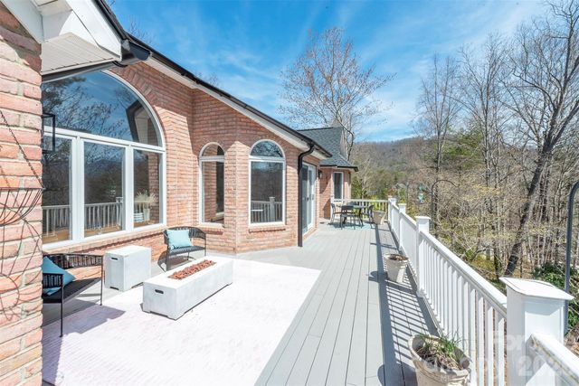 11 High Meadow Drive, Weaverville, NC 28787