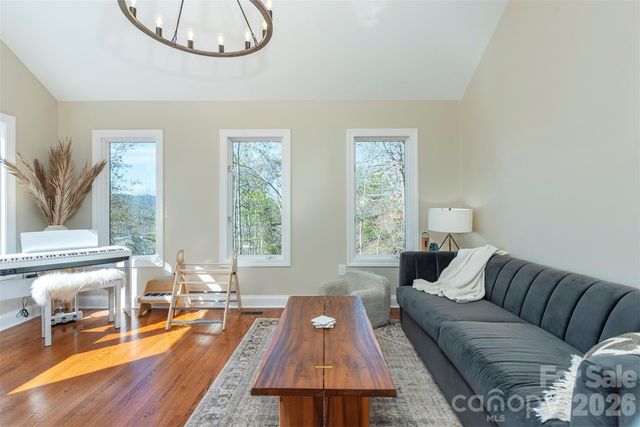 11 High Meadow Drive, Weaverville, NC 28787