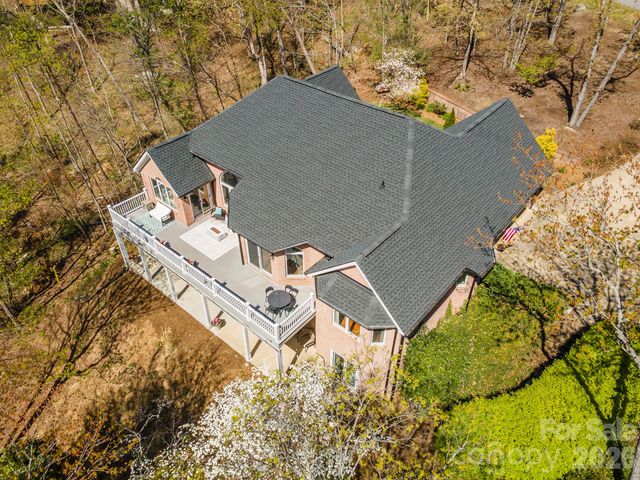11 High Meadow Drive, Weaverville, NC 28787