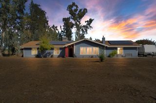 7072 Ave 404, Dinuba, CA 93618