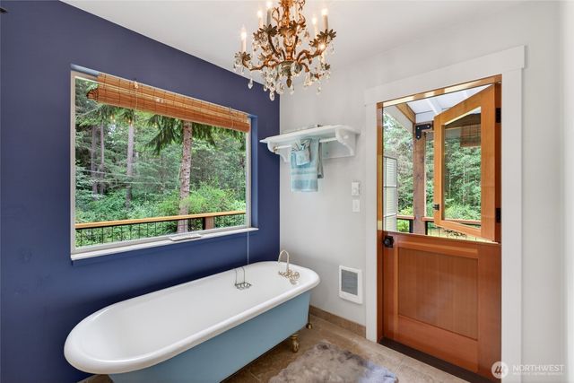 9615 Otso Point Road, Anderson Island, WA 98303