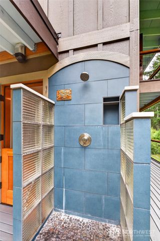 9615 Otso Point Road, Anderson Island, WA 98303