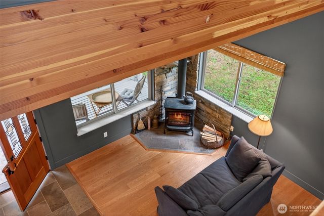 9615 Otso Point Road, Anderson Island, WA 98303