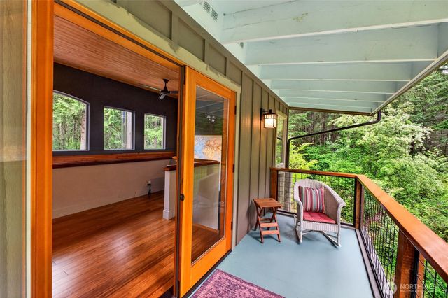 9615 Otso Point Road, Anderson Island, WA 98303