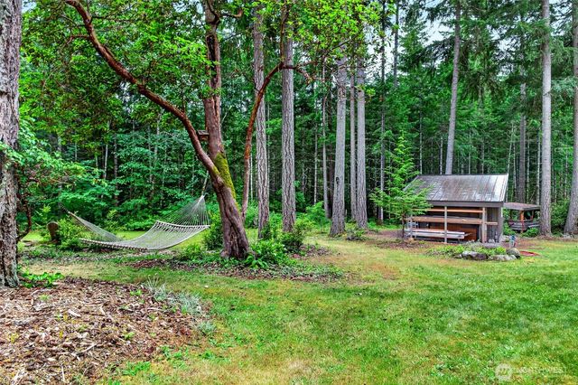 9615 Otso Point Road, Anderson Island, WA 98303