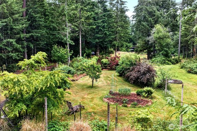 9615 Otso Point Road, Anderson Island, WA 98303