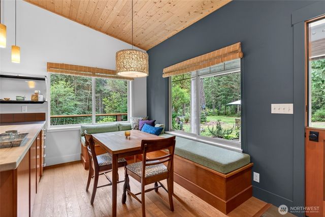 9615 Otso Point Road, Anderson Island, WA 98303