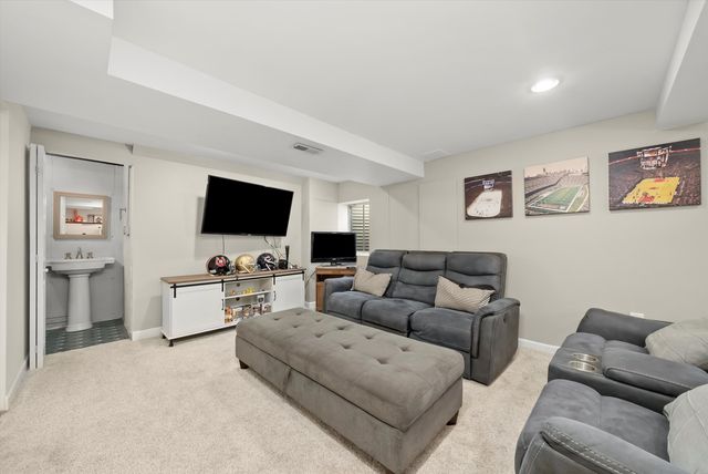 11144 Denny Avenue, Mokena, IL 60448