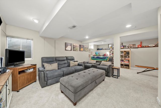 11144 Denny Avenue, Mokena, IL 60448