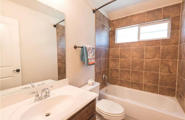 8617 Laughing Waters Trail, Mckinney, TX 75070