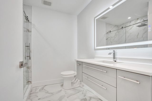 6128 KINGS GATE Circle B, Delray Beach, FL 33484