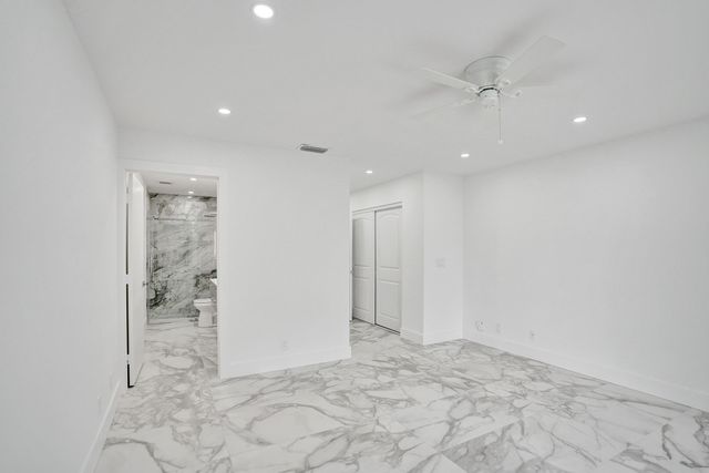 6128 KINGS GATE Circle B, Delray Beach, FL 33484
