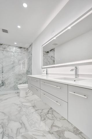 6128 KINGS GATE Circle B, Delray Beach, FL 33484