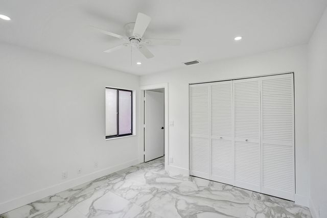 6128 KINGS GATE Circle B, Delray Beach, FL 33484